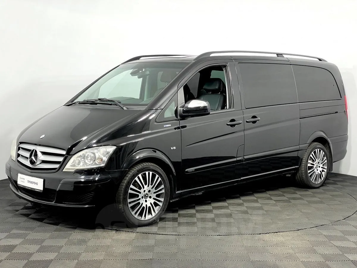 Mercedes-Benz Viano Image 1